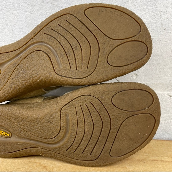 Keen Womens Size 9.5 Howser Harvest Sandals - Picture 10 of 13